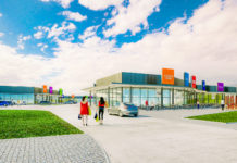 Scallier va deschide în vară un centru comercial lângă Arad