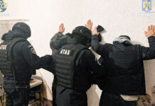 Percheziții la persoanele bănuite de trafic de minori