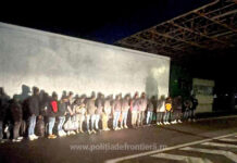 50 de cetăţeni străini au încercat să treacă ilegal frontiera