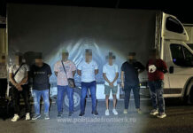 Șapte cetățeni din Sri Lanka ascunși în cutii de carton într-o dubă la Vama Nădlac II