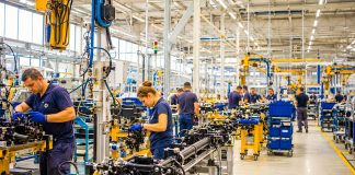 Revenire spectaculoasă în industria auto din Arad: mii de angajări după câștigarea unui contract extern