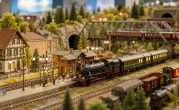 Pasionații de trenuri au din nou întâlnire la Arad. Expoziție internațională de modelism feroviar între 5 și 7 iunie
